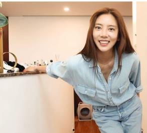 韩国明星年龄大全,揭秘偶像们的真实年龄秘密