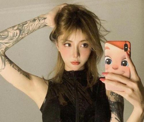 知名网红阿朱美图,网红风采独领风骚