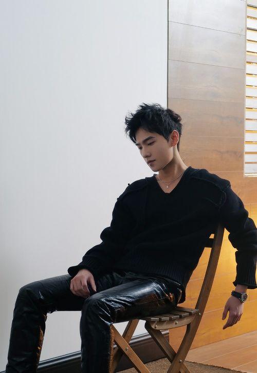 读心吃瓜娱乐圈双男主文,娱乐圈双男主的甜蜜瓜田之旅